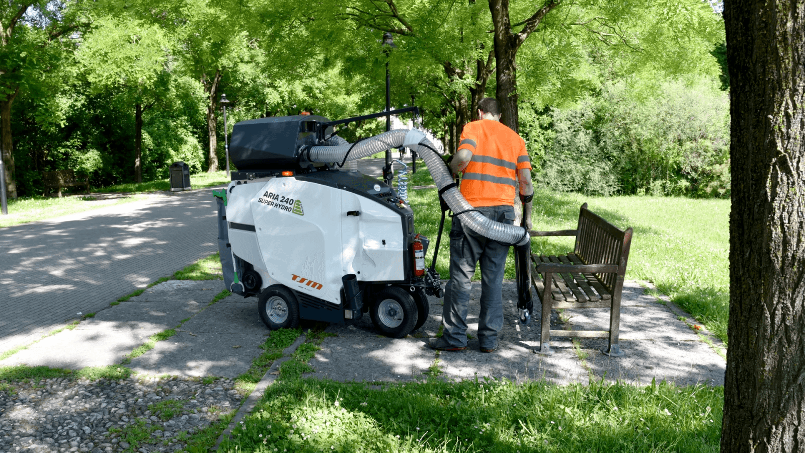 Aria 240 Super in actie